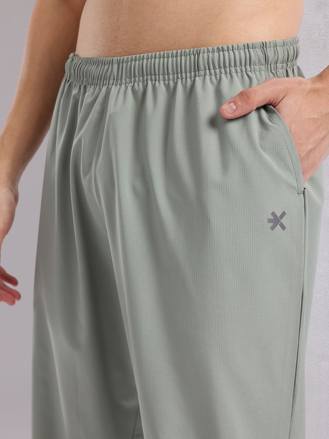 HRX oleh Hrithik Roshan Men Rapid-Dry Running Joggers