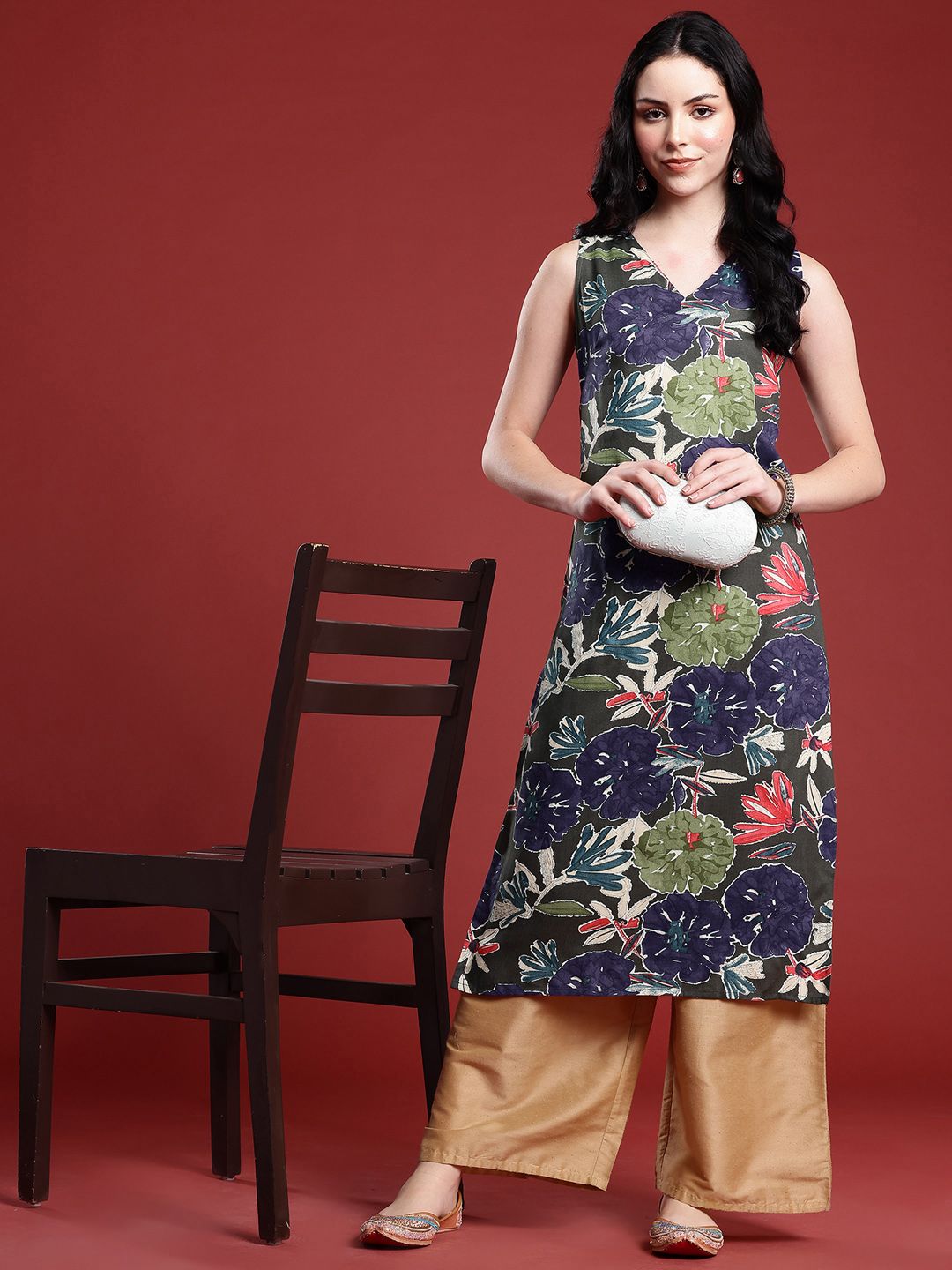 Anouk Floral Printed V-Neck Straight Kurta