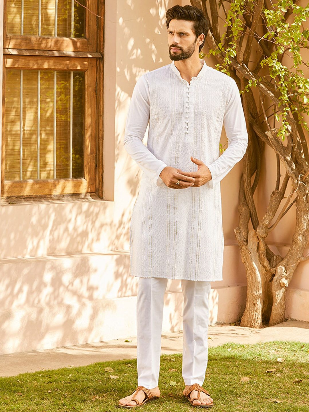 See Designs Mandarin Collar Long Sleeves Sequined Straight Kurta with Pyjama