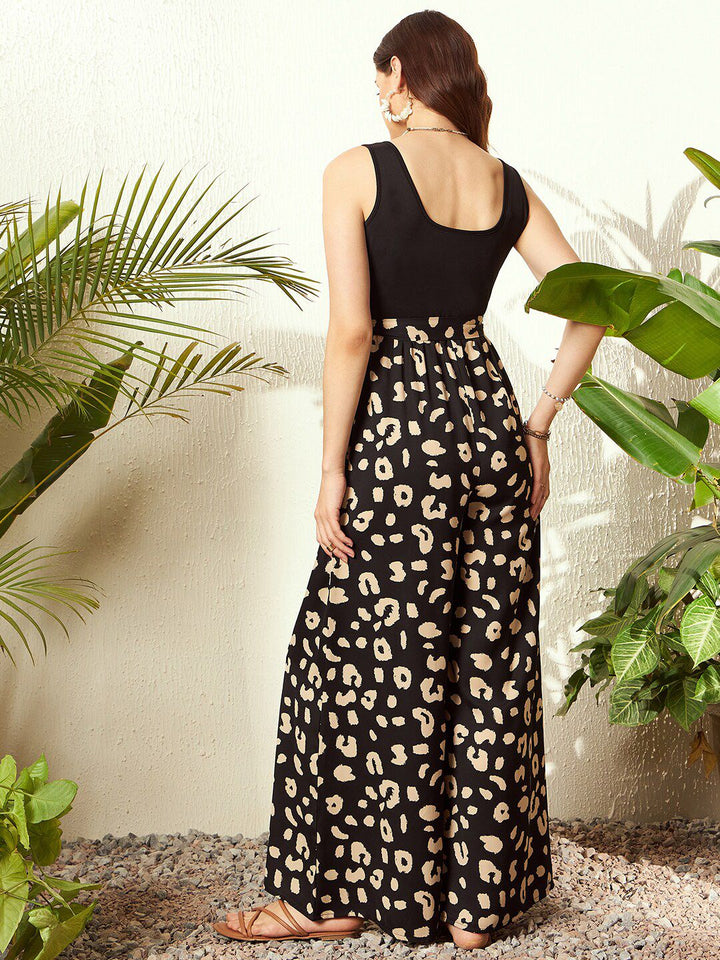 Berrylush Animal Printed Square Neck Sleeveless Basic Jumpsuit