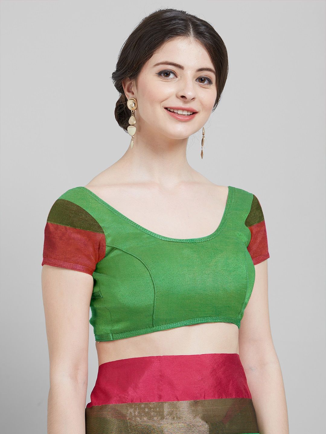 Saree mall Green & Pink Art Silk Colourblocked Saree