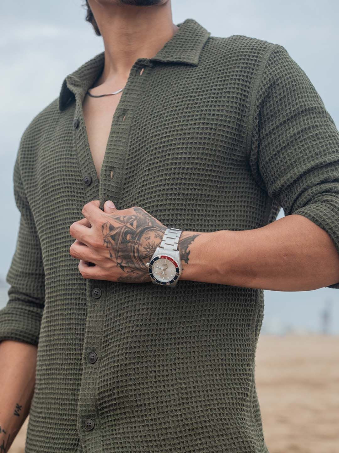 Powerlook Men Spread Collar Micro Checked Cotton Canvas Casual Shirt