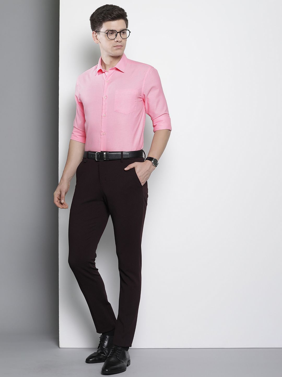 The Indian Garage Co. X Luxe Men Solid Slim Fit Opaque Formal Shirt