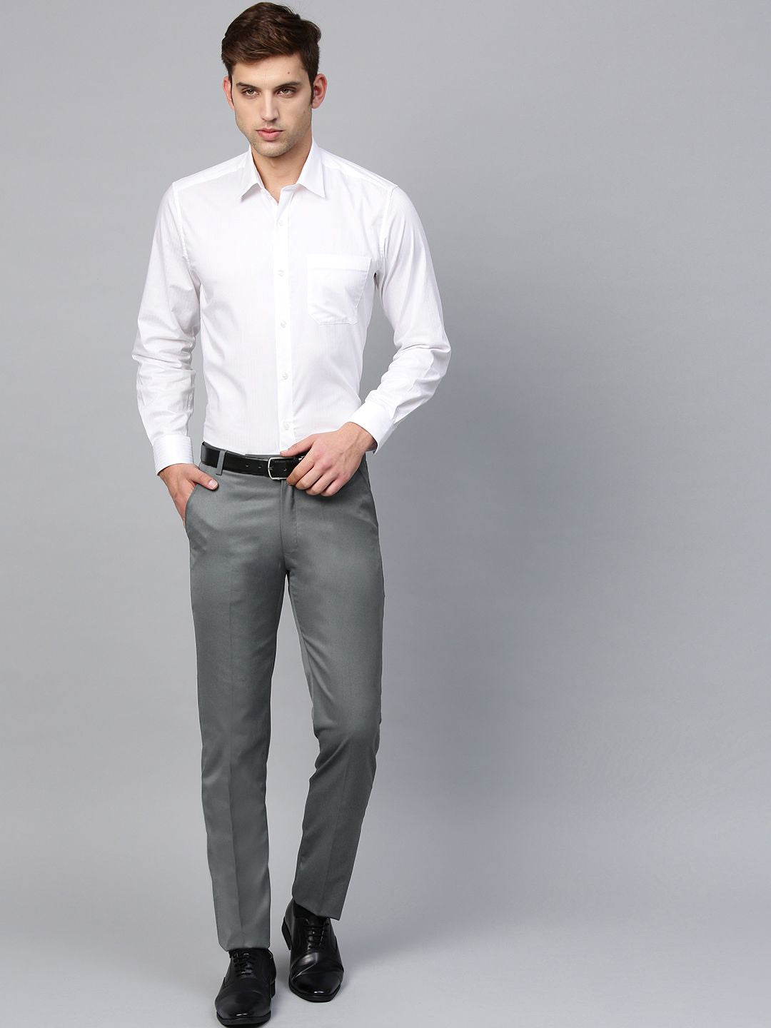 MANQ Men Grey Smart Slim Fit Solid Formal Trousers