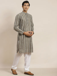 SOJANYA Lelaki Motif Etnik Hijau Zaitun & Putih Bersulam Kurta dengan Churidar & Jaket