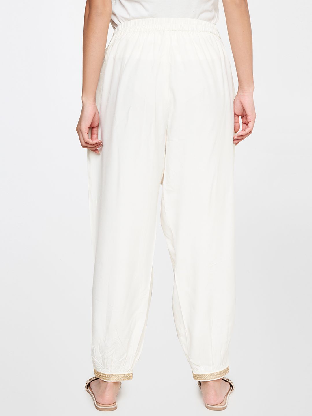 Global Desi Women Mid-Rise Loose Fit Trousers