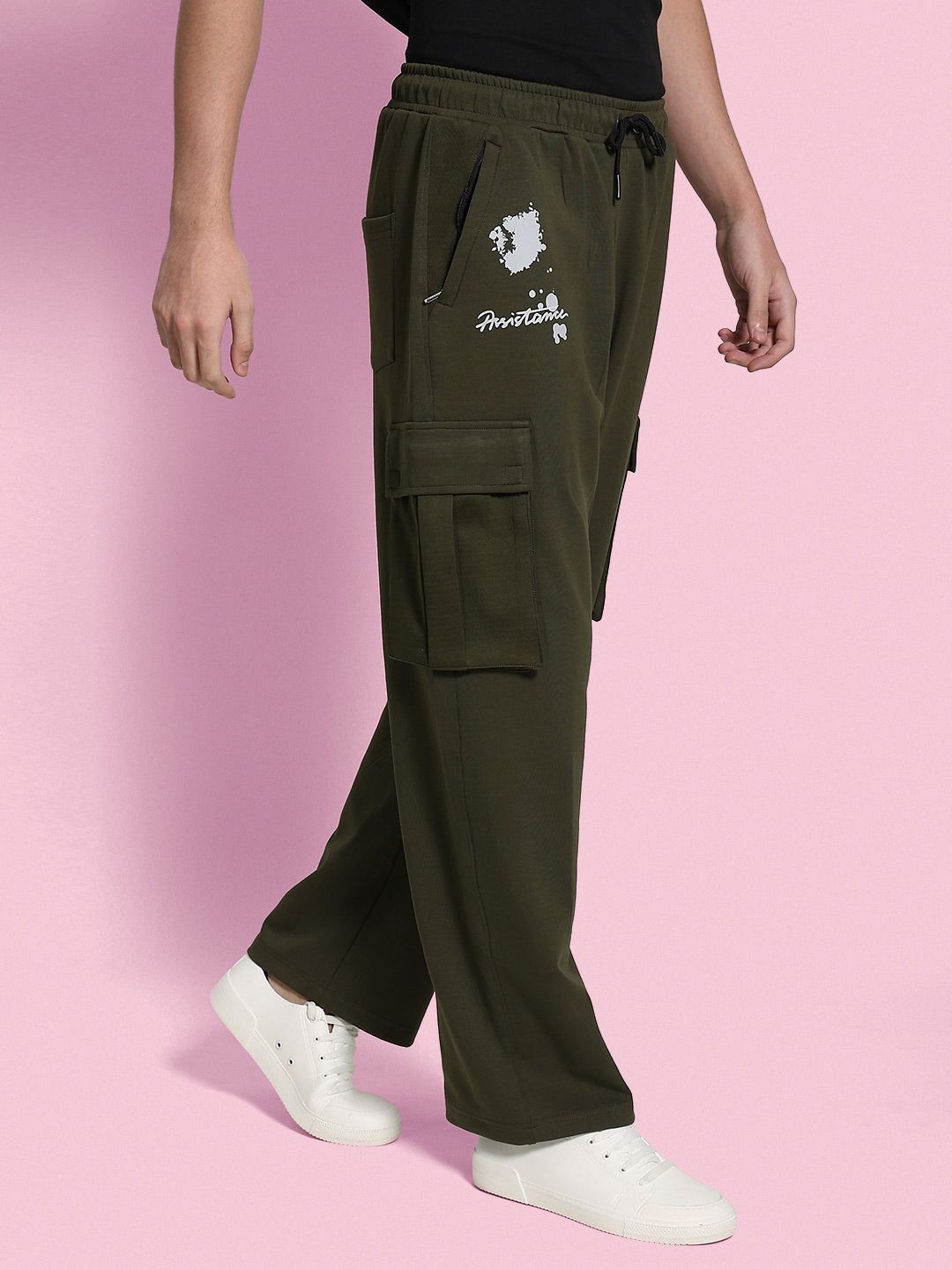 Bene Kleed Men Printed Plated Interlock Relaxed Fit Trousers