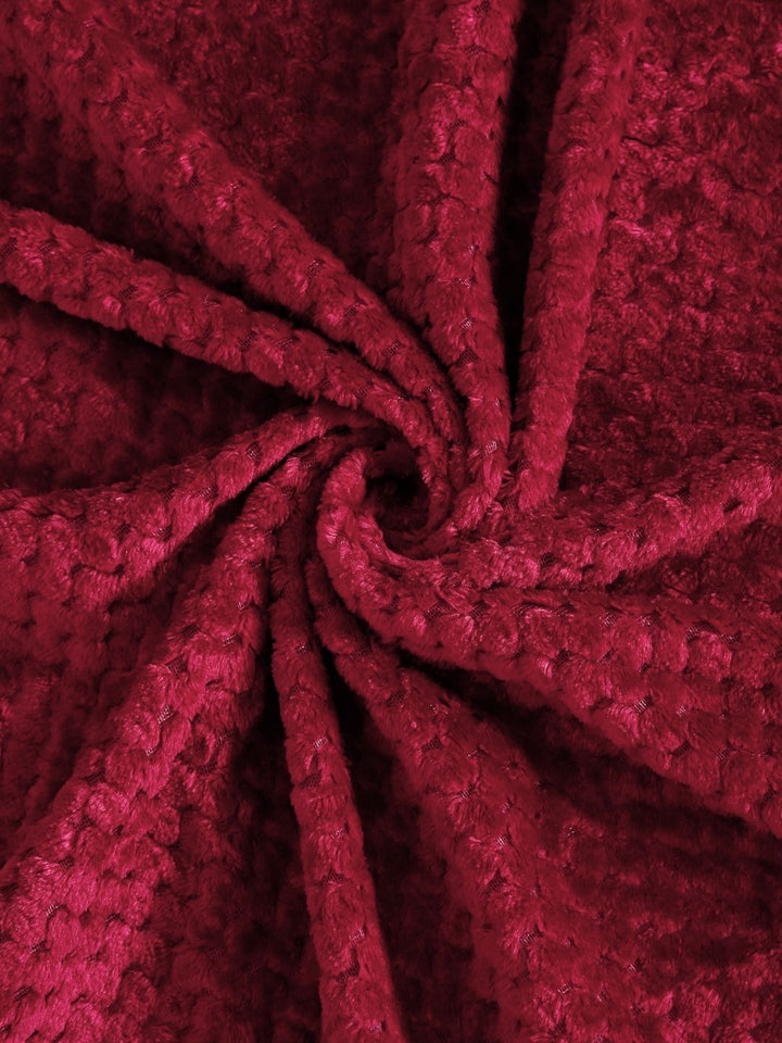 KLOTTHE Red Abstract Woolen Double King Bed Sheet with 2 Pillow Covers