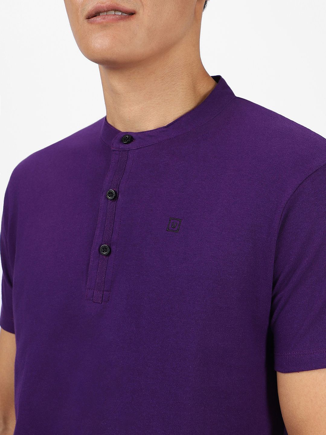 Urbano Fashion Men Purple Solid Slim Fit Mandarin Collar Pure Cotton T-shirt