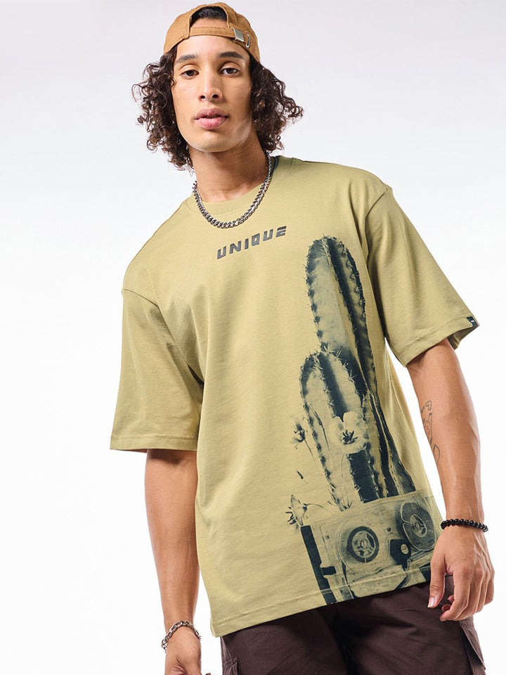 Bewakoof Men Graphic Printed Drop Shoulder Sleeves Oversized Cotton T-shirt