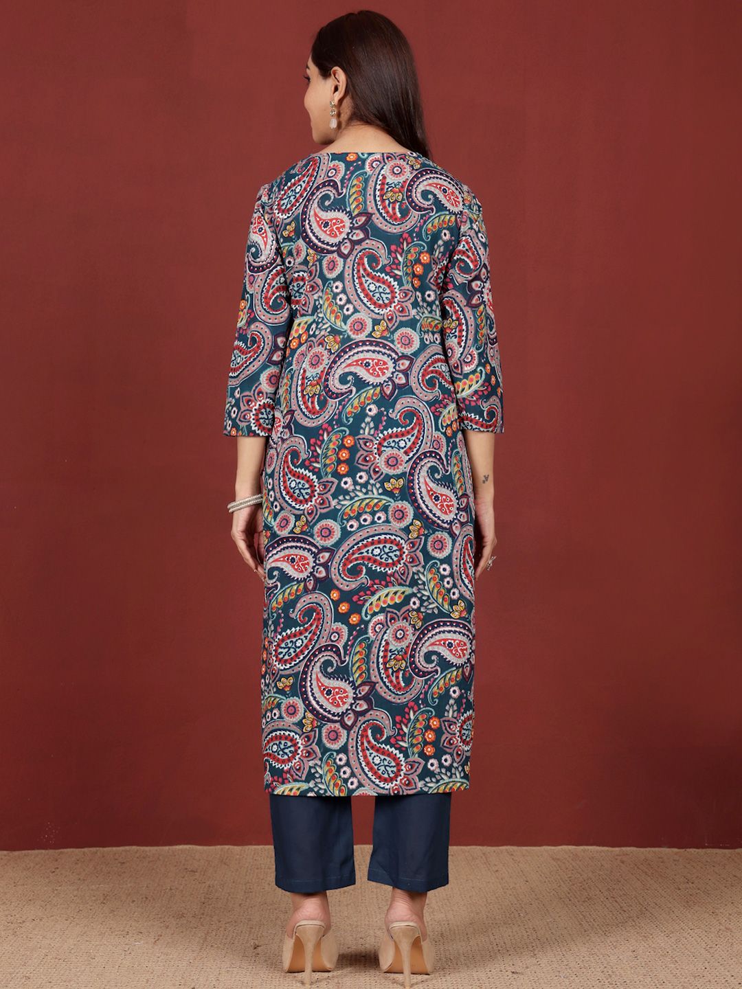 Varanga Women Paisley Printed Sequinned Indie Florals Kurta