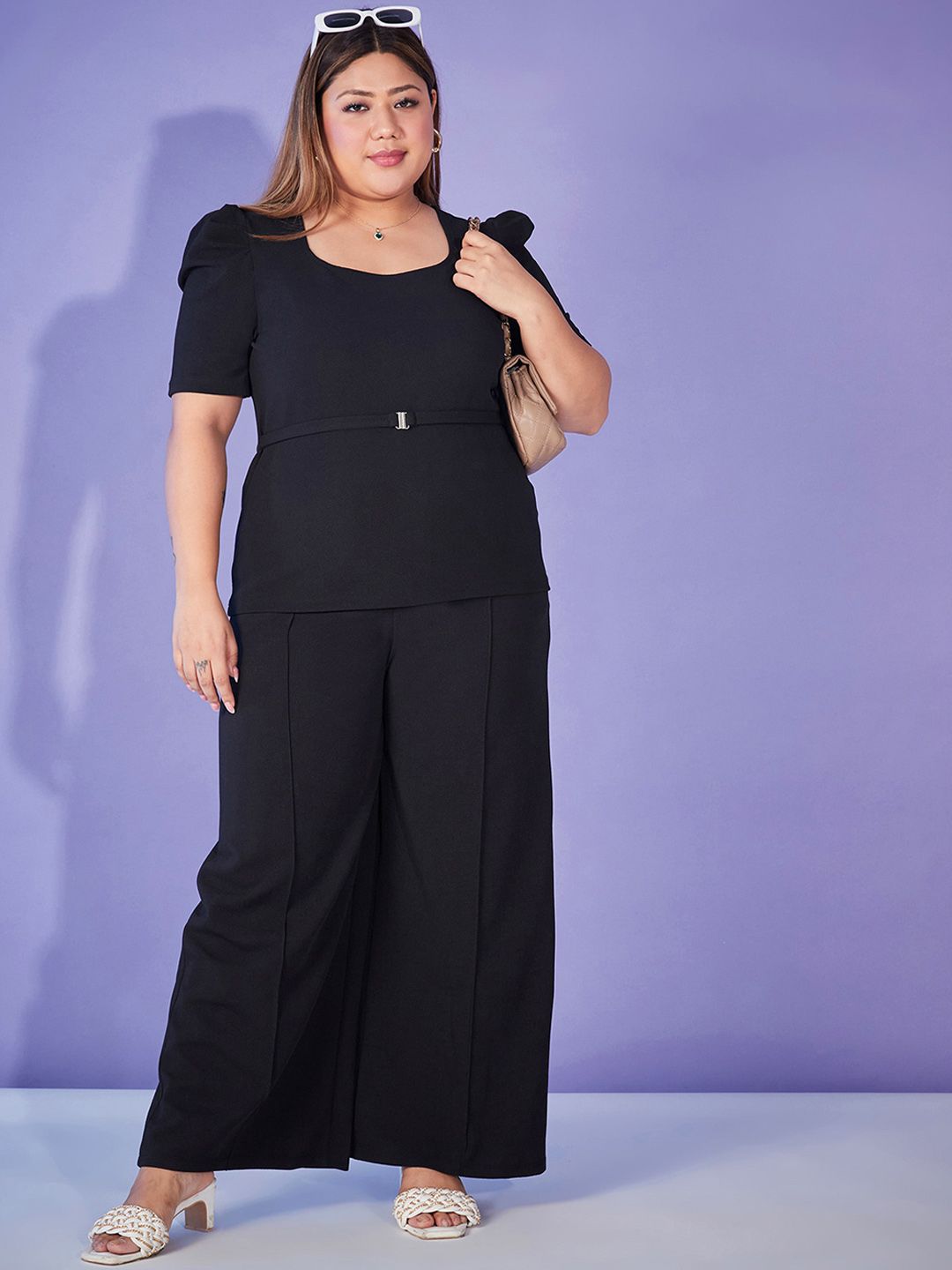 SASSAFRAS Curve Black Plus Size Self-Design Top Wit Trouser Co-Ords
