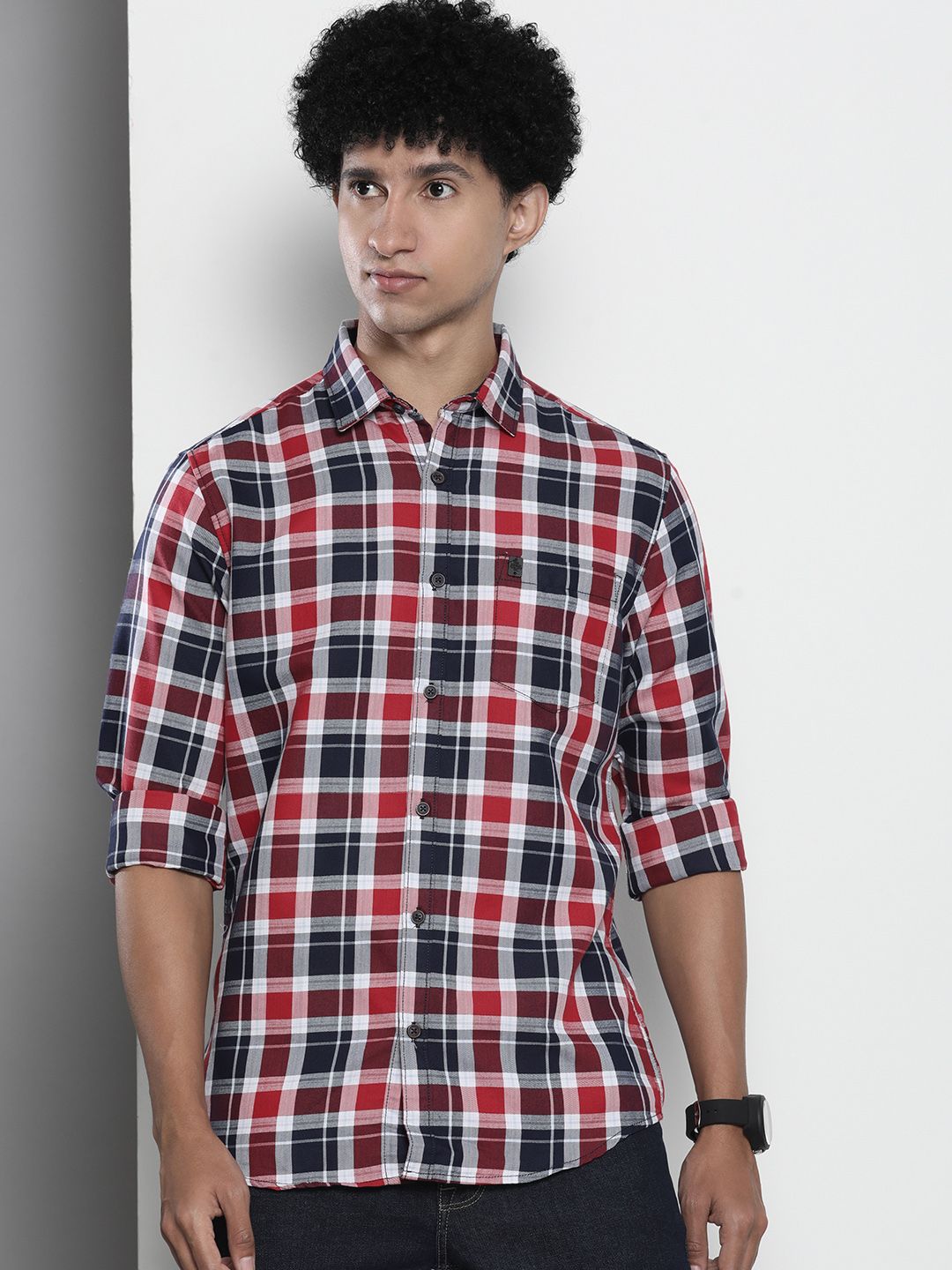 The Indian Garage Co Men Navy Blue & Red Gingham Checked Pure Cotton Casual Shirt