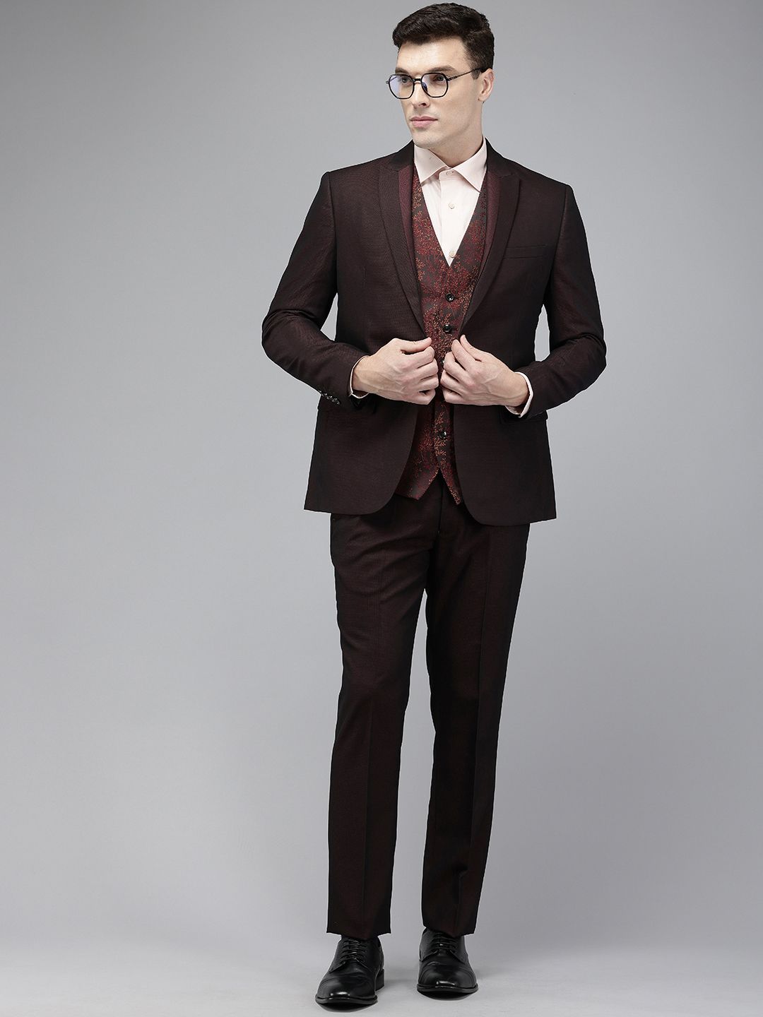 Park Avenue Super Slim Fit Peaked Lapel Single-Breasted 3 Piece Suit