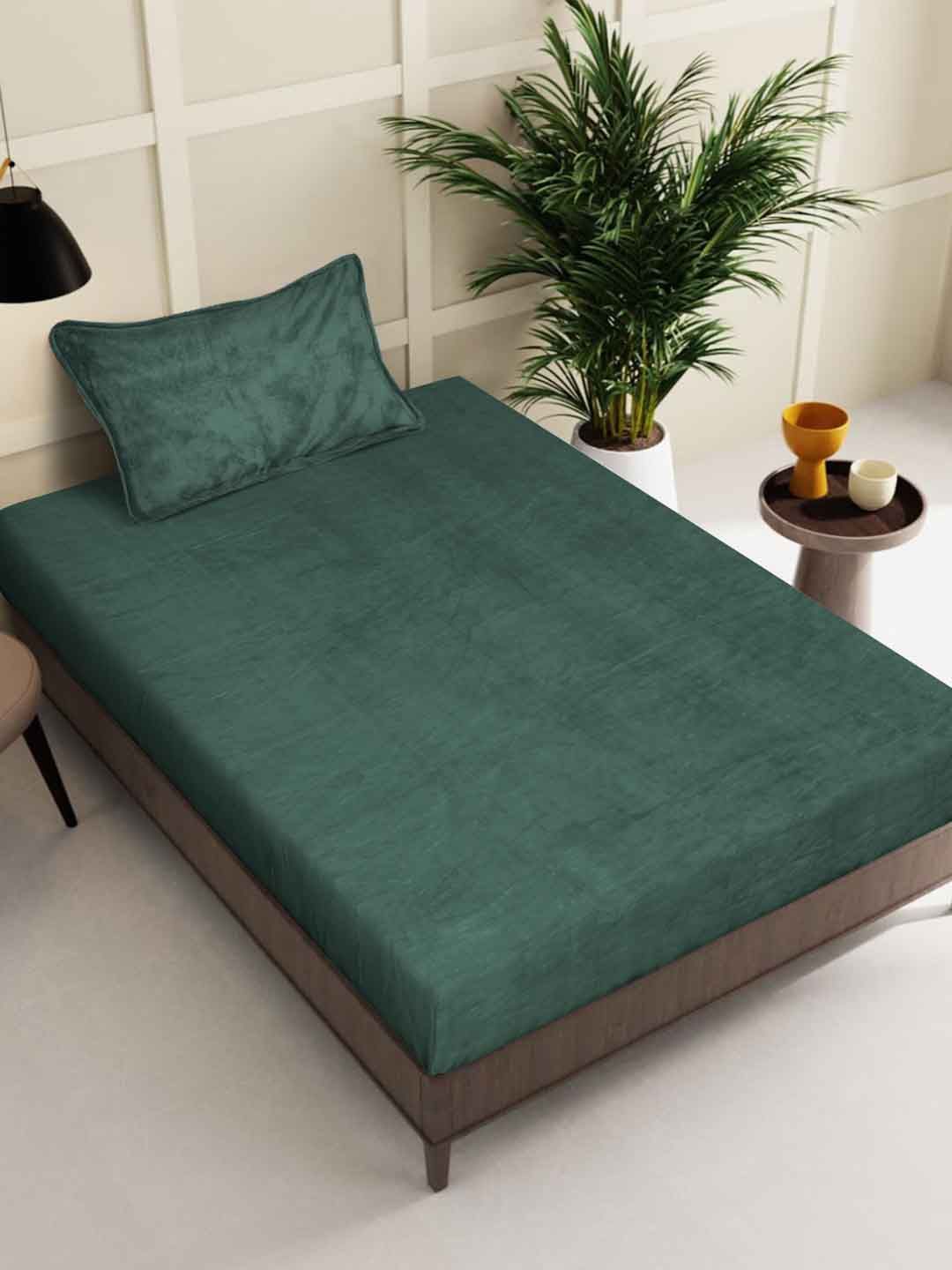 KLOTTHE Green Solid Flat 300 TC Woolen Single Halus Cadar dengan 1 Sarung Bantal