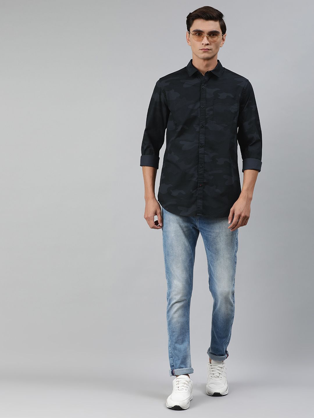 HIGHLANDER Men Black & Charcoal Grey Camouflage Slim Fit Printed Casual Shirt