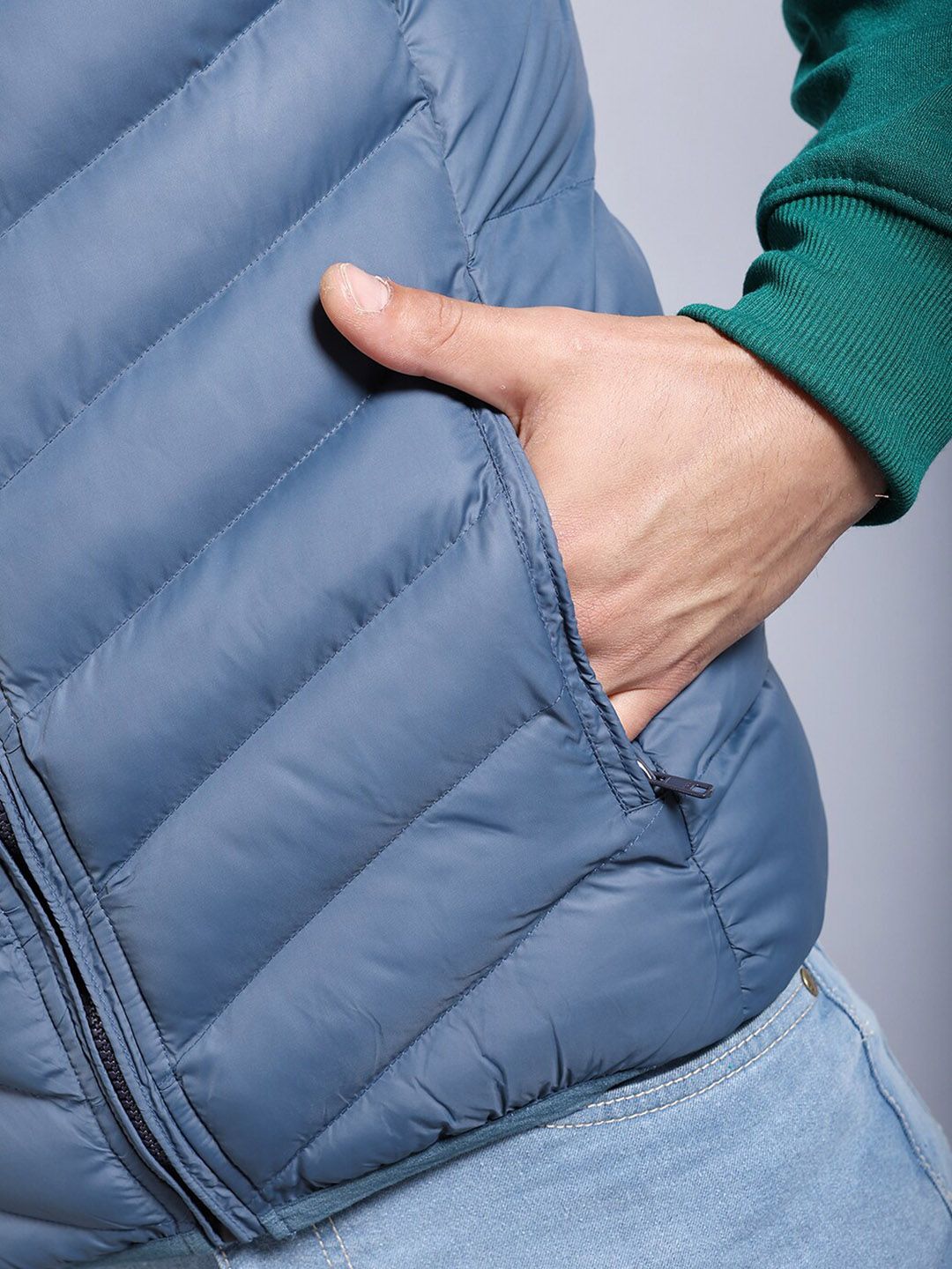 The Indian Garage Co Men Blue Floral Striped Outdoor Puffer Jacket