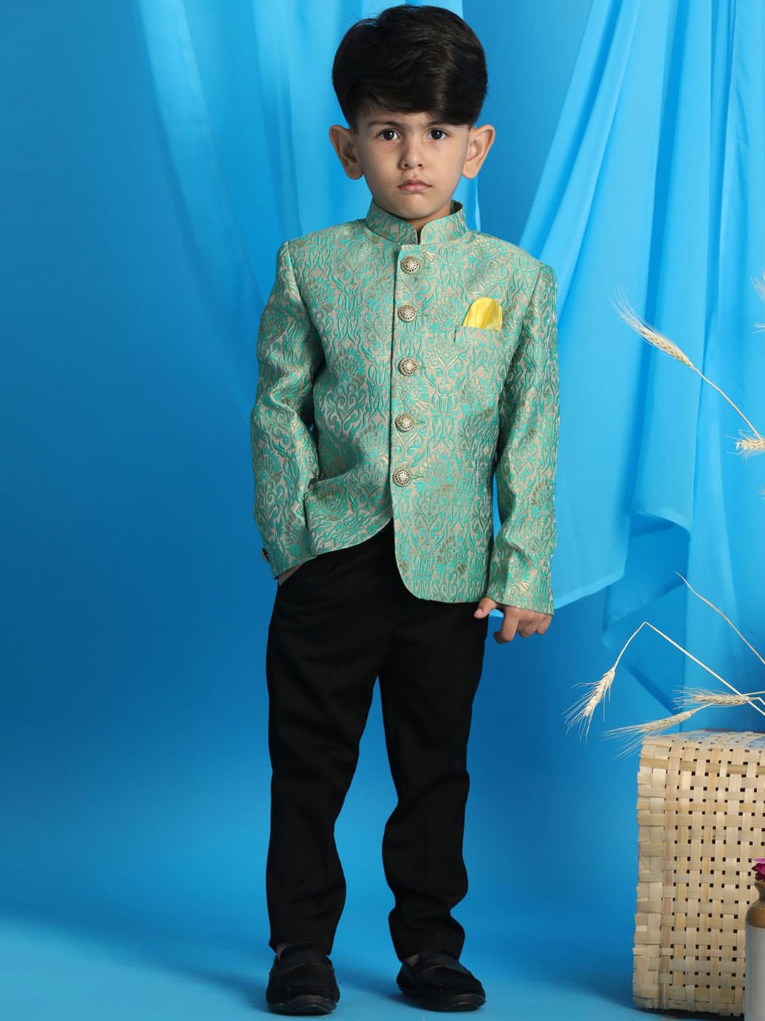 VASTRAMAY Boys Self-Designed Single Breasted Bandhgala Blazer