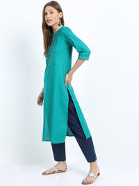 Vishudh Women Blue Floral Embroidered Thread Work Kurta
