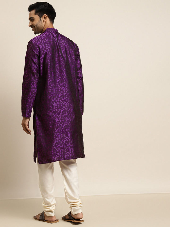 SOJANYA Men Purple Geometric Woven Design Kurta