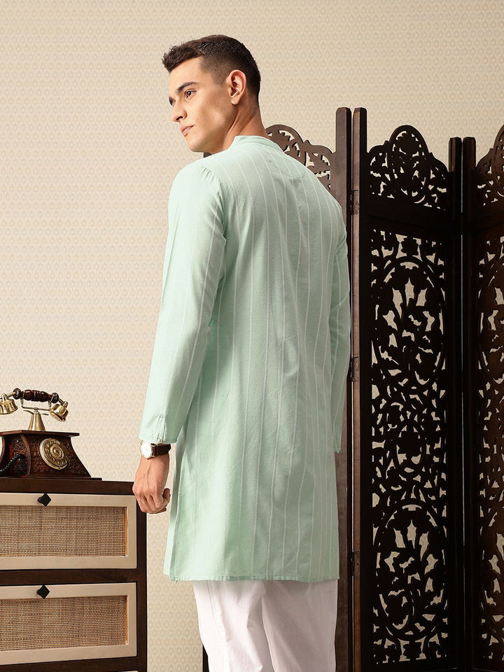 House of Pataudi Embroidered Jashn Kurta