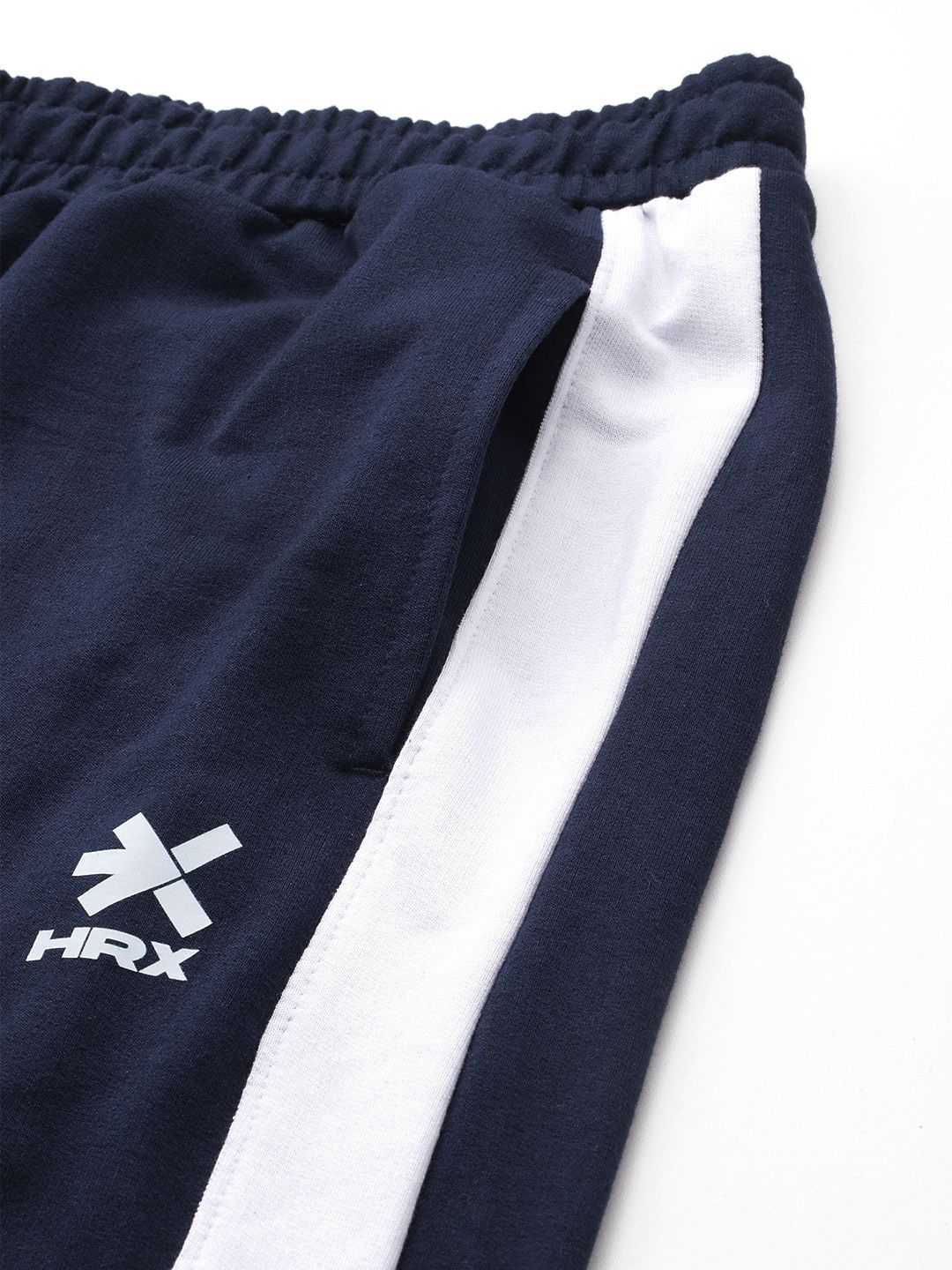 HRX by Hrithik Roshan Men Side Stripe Detail Mid-Rise Lifestyle Joggers