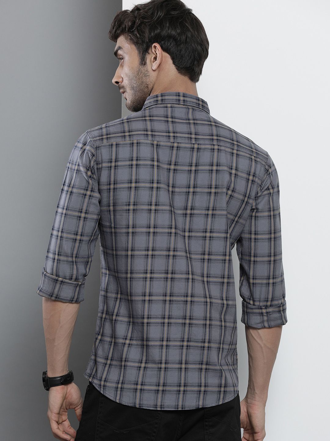 The Indian Garage Co Men Grey Slim Fit Tartan Checks Casual Shirt