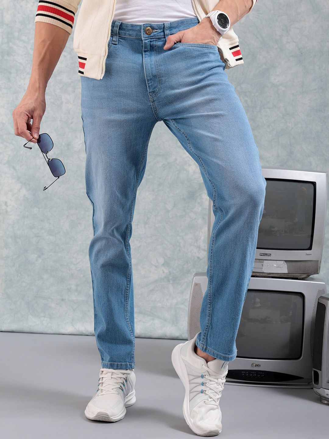 The Indian Garage Co Men Slim Fit Light Fade Jeans