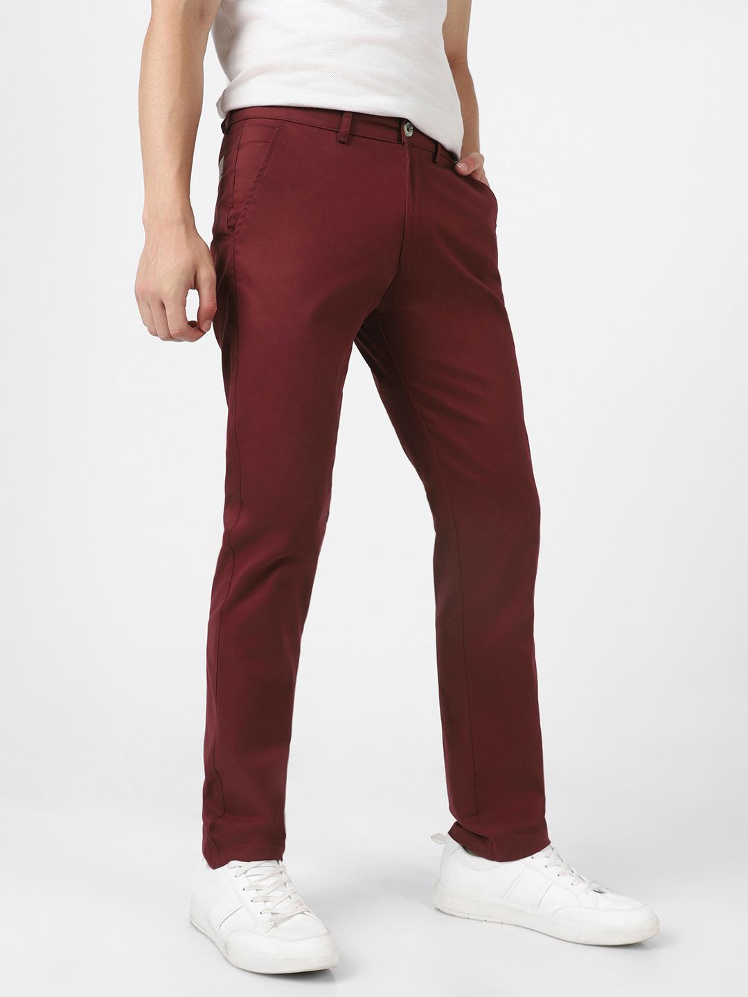 Urbano Fashion Men Maroon Slim Fit Solid Chinos