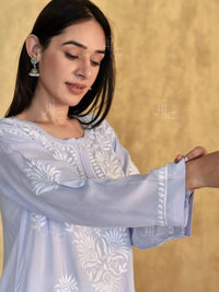 House of Chikankari Women Embroidered Chikankari Kurta