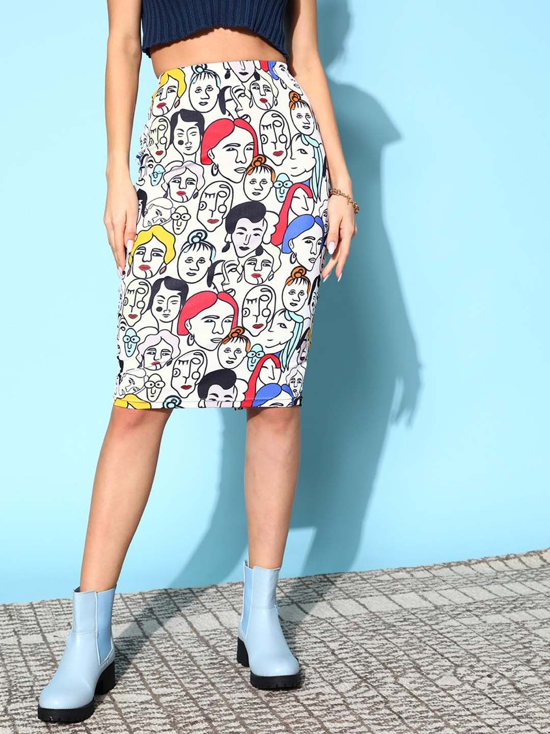 Berrylush Women White Graphic Print Knee Length Pencil Skirt