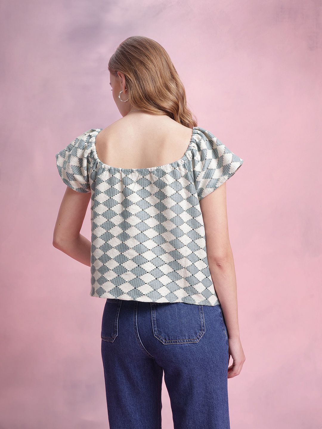 DressBerry Geometric Flutter Sleeve Crochet Boxy Top