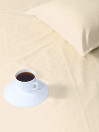 KLOTTHE Cream-Coloured Striped 210 TC King Bedsheet with 2 Pillow Covers