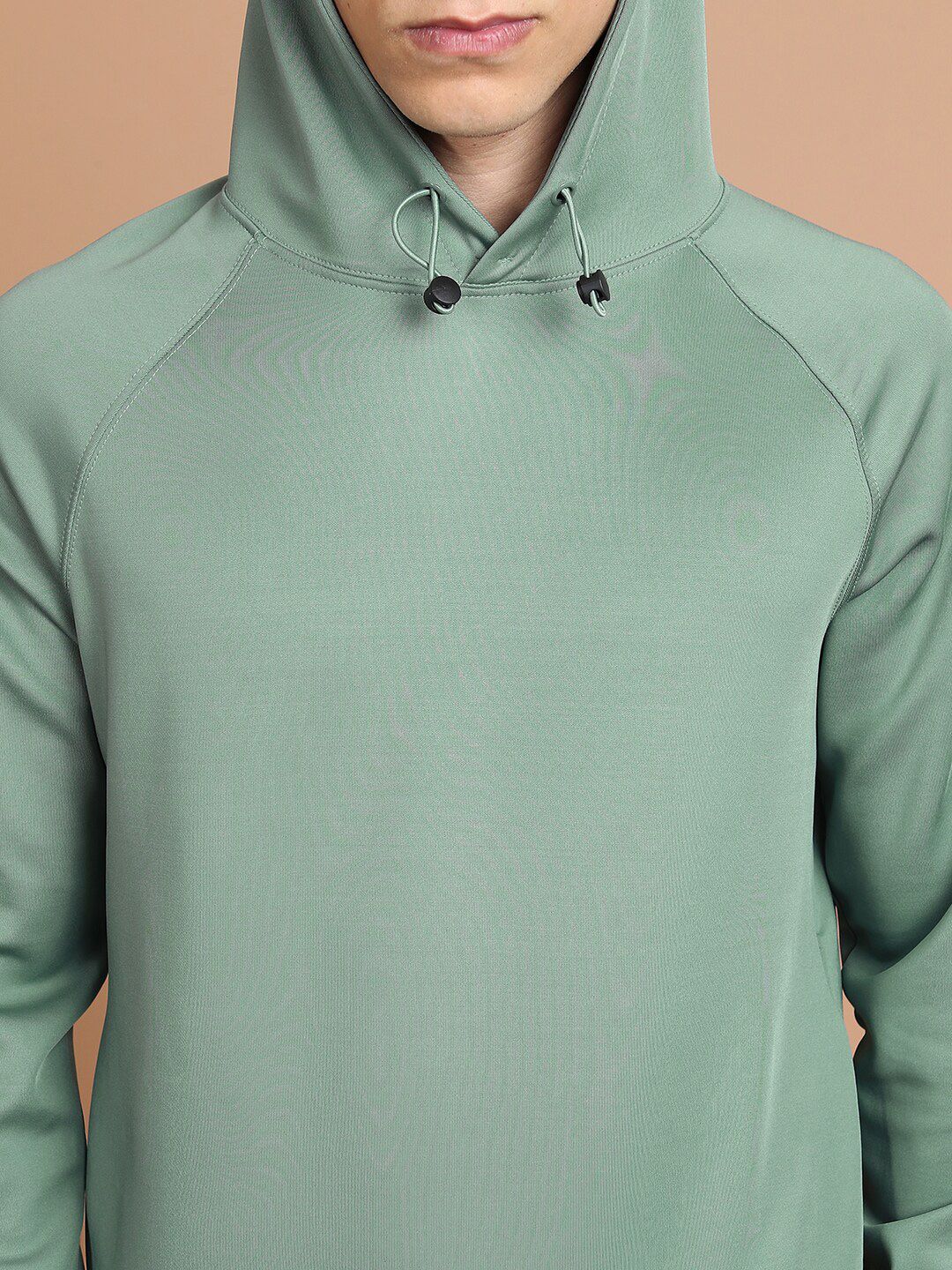 HIGHLANDER Hooded Pullover Sweatshirt