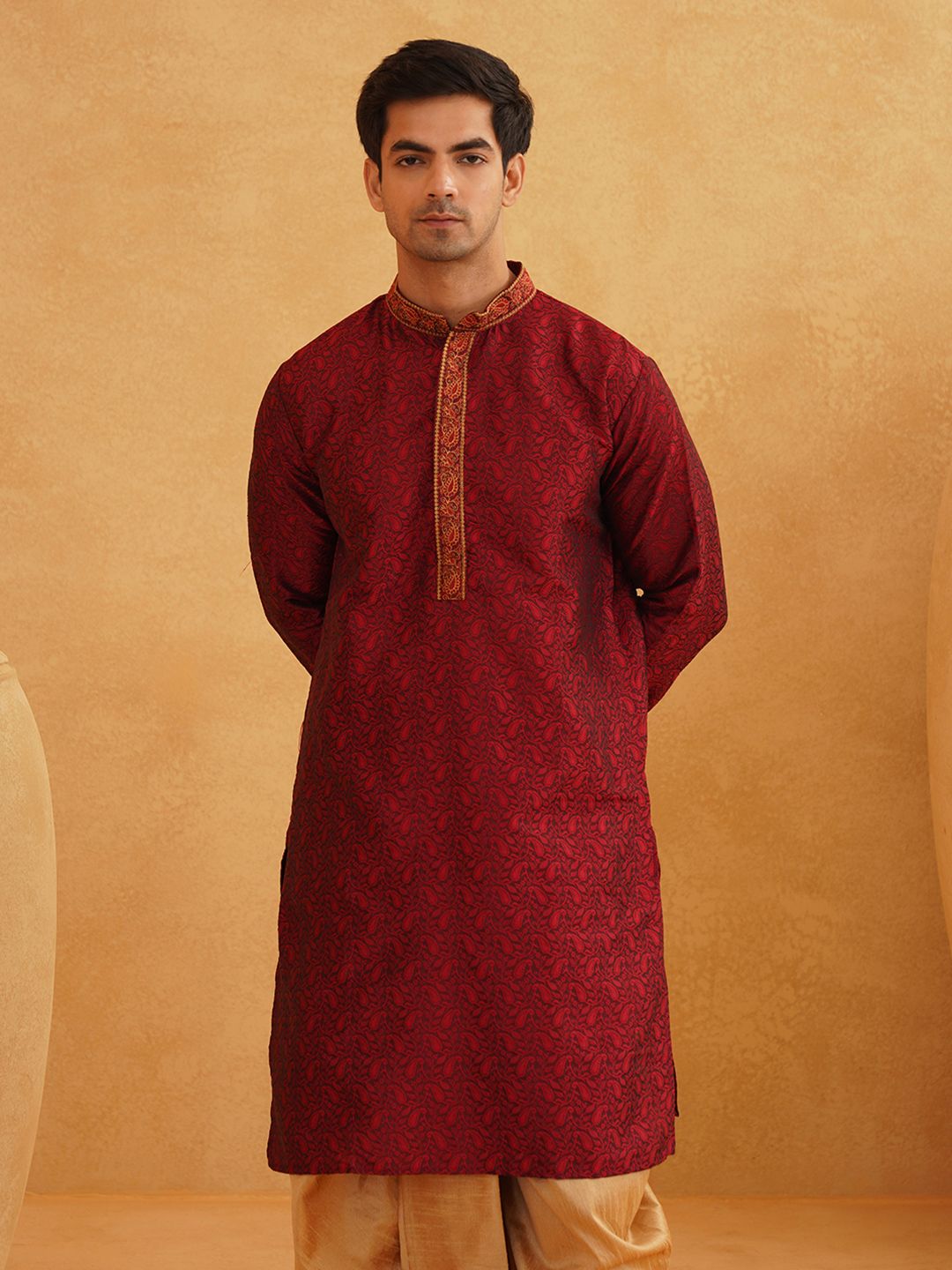 SOJANYA Men Maroon & Gold-Toned Self Design Kurta with Dhoti Pants