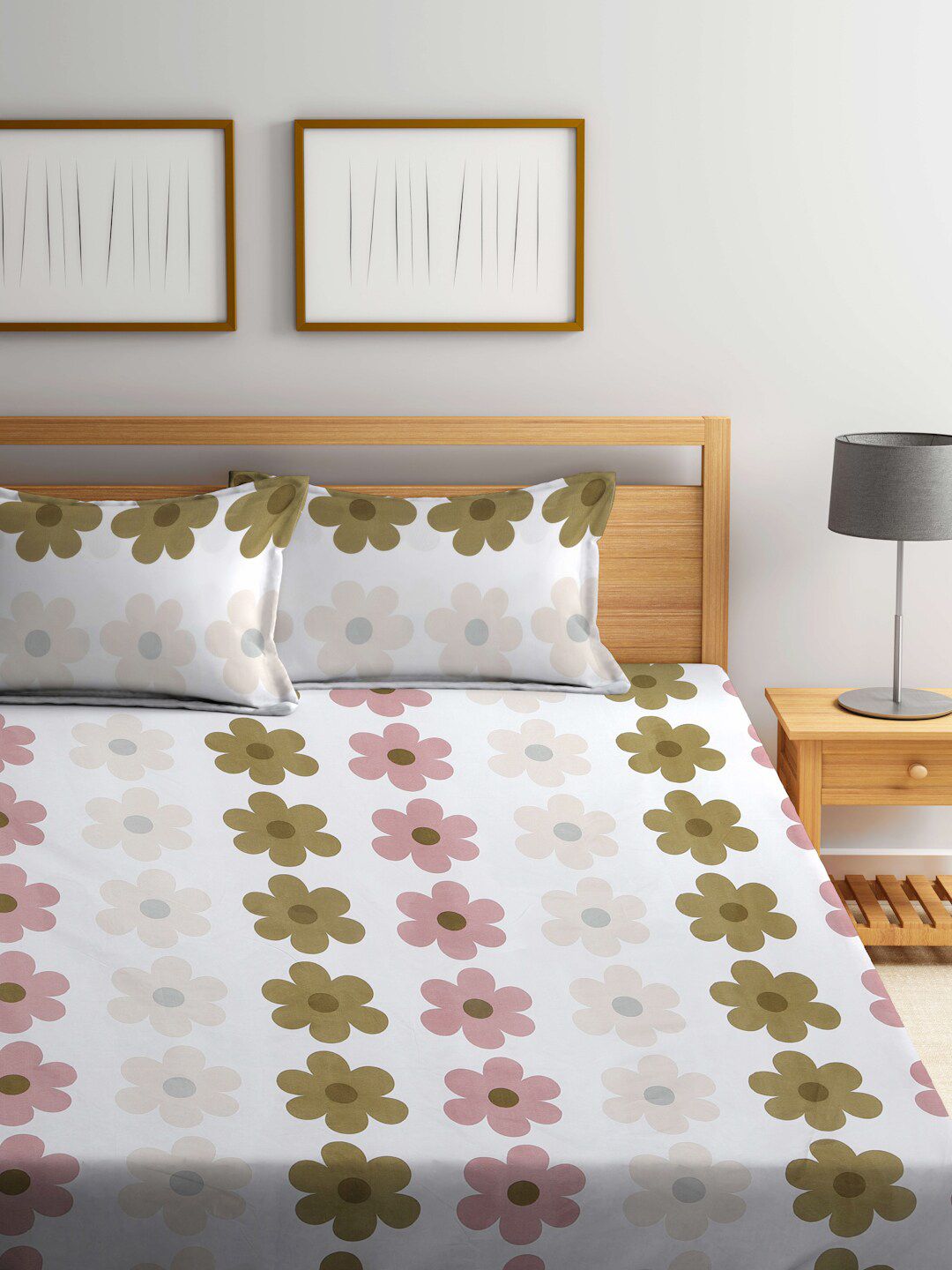 KLOTTHE Pink & Green Floral Printed 300TC Fitted Double King Bedsheet With 2 Pillow Covers