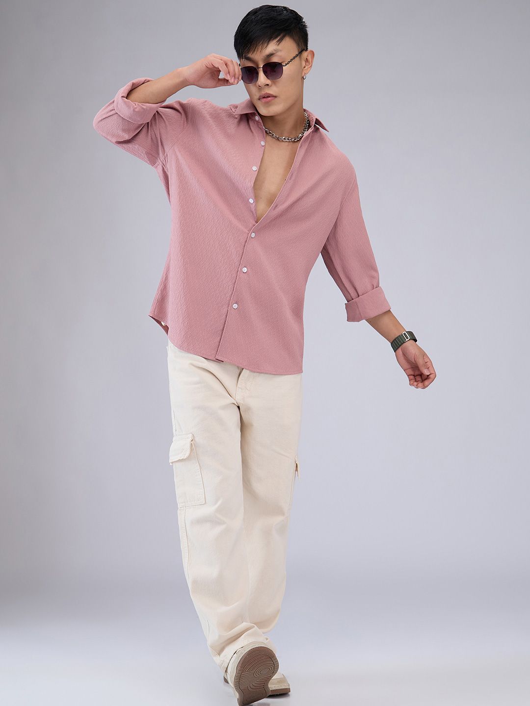 VASTRADO Men Classic Cutaway Collar Textured Slim Fit Casual Shirt