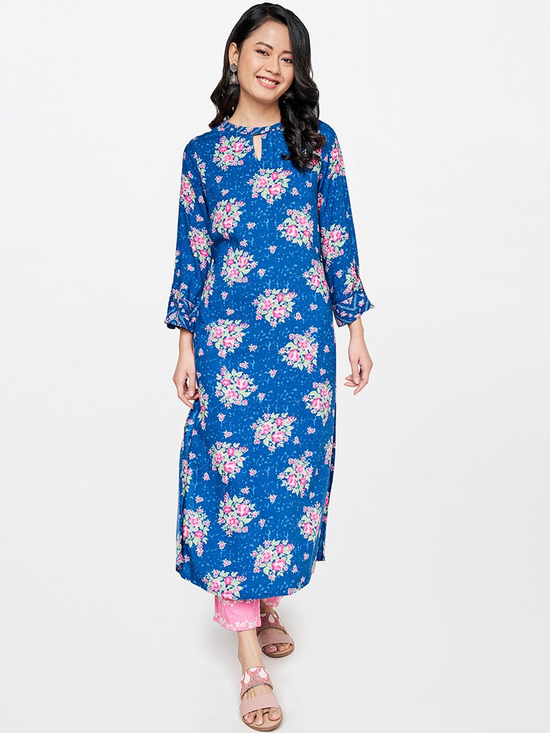 Global Desi Floral Printed Keyhole Neck Kurta