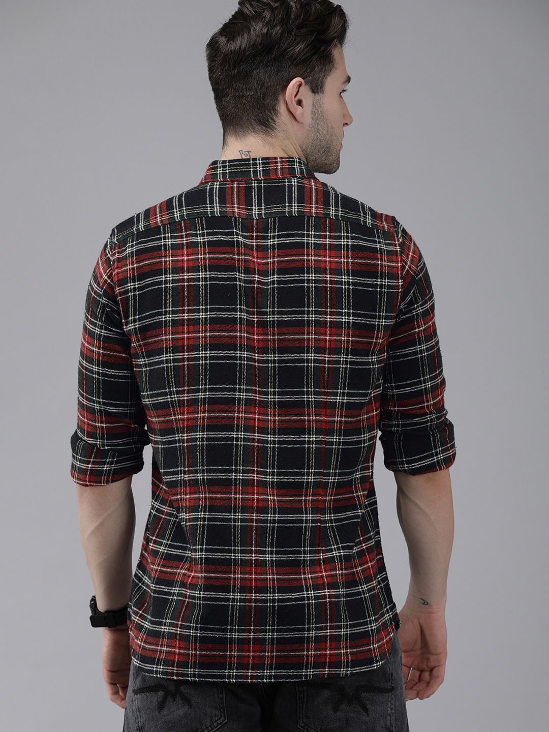 THE BEAR HOUSE Men Black & Red Slim Fit Tartan Checked Flannel Pure Cotton Casual Shirt