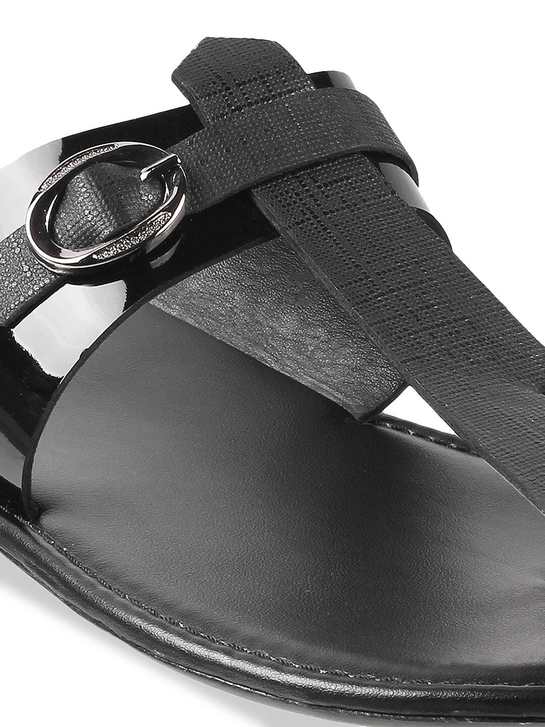 Mochi Men Open One Toe Comfort Sandals With Buckle Detail