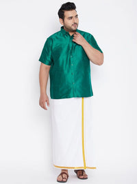 VASTRAMAY Men Green Premium Casual Shirt