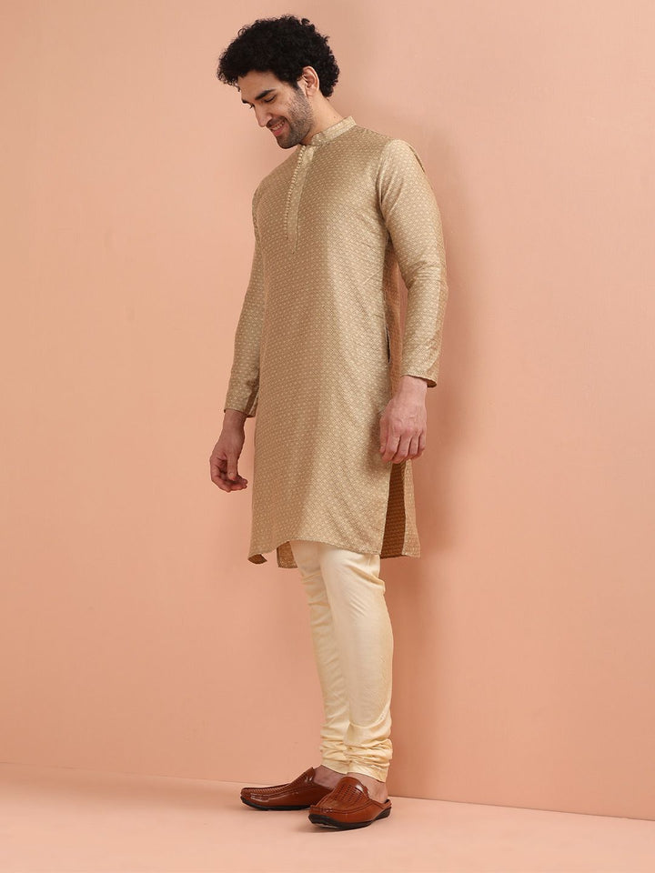 KISAH Men Ethnic Motifs Woven Design Kurta with Churidar