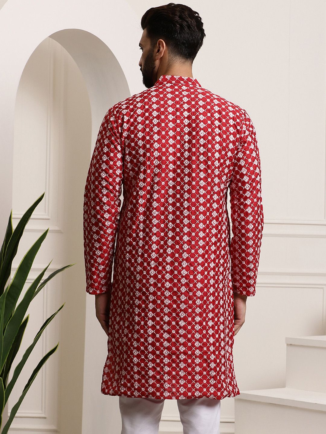 SOJANYA Men Maroon & White Ethnic Motifs Embroidered Kurta