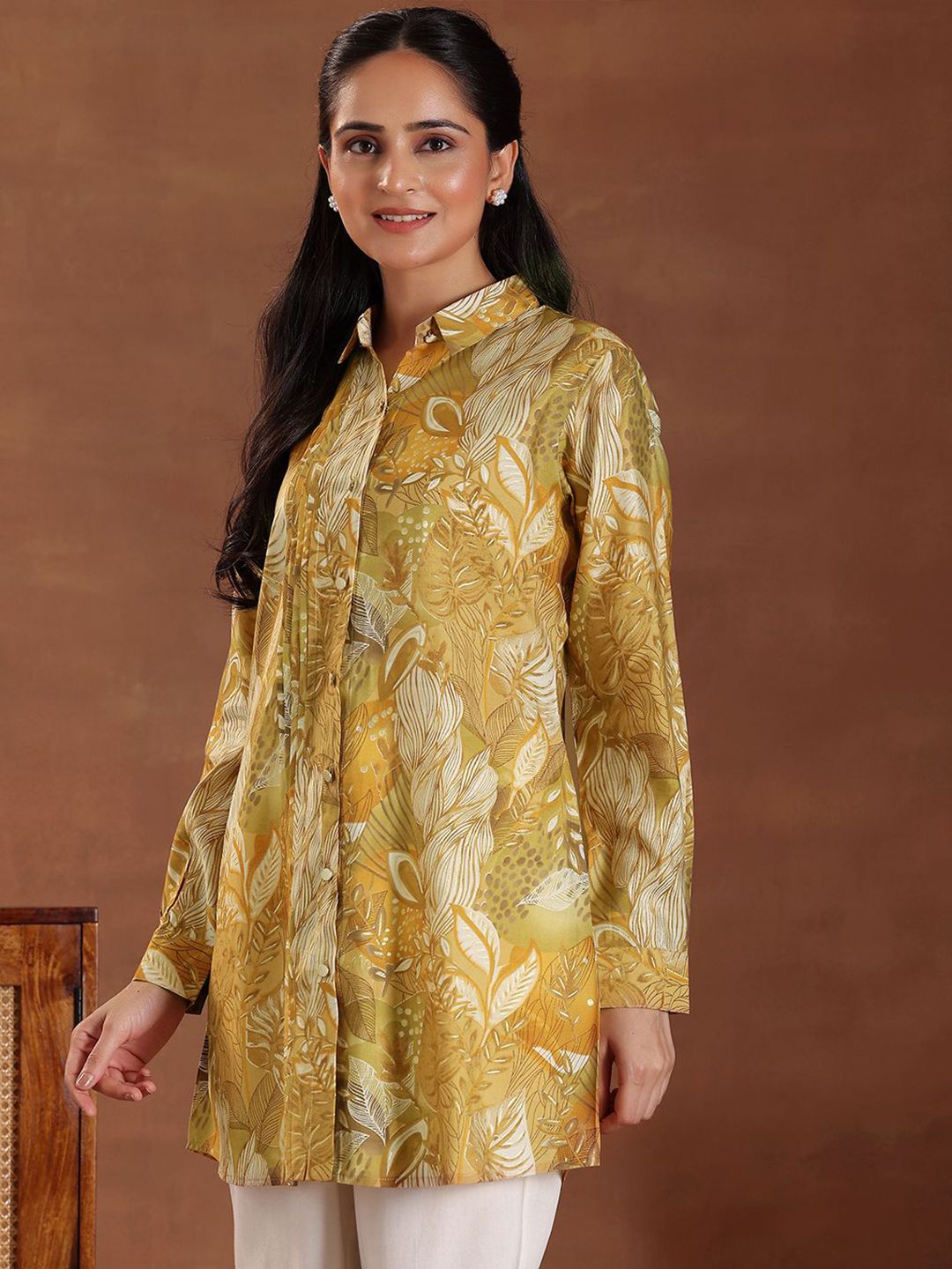 Libas Women Floral Printed Shirt Collar Kurti