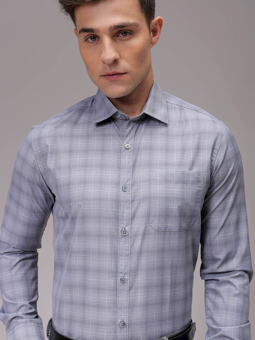 The Indian Garage Co. X Luxe Men Slim Fit Opaque Checked Formal Shirt