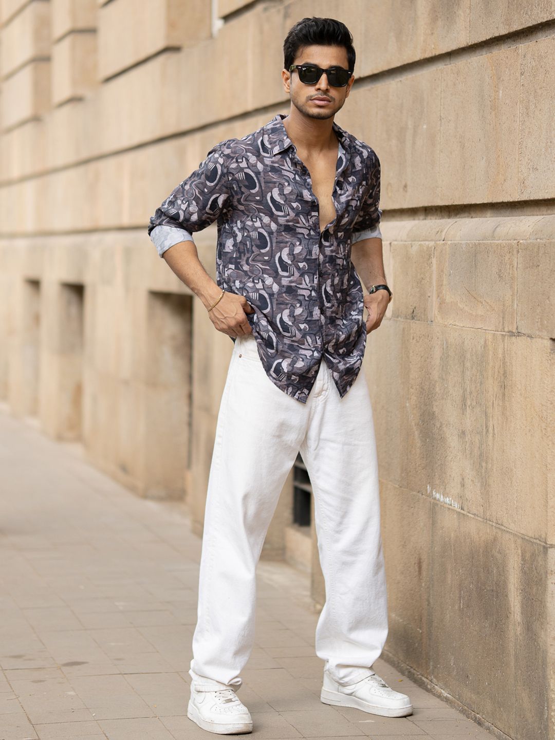 Powerlook Men Spread Collar Abstract Printed Cotton Casual Shirt