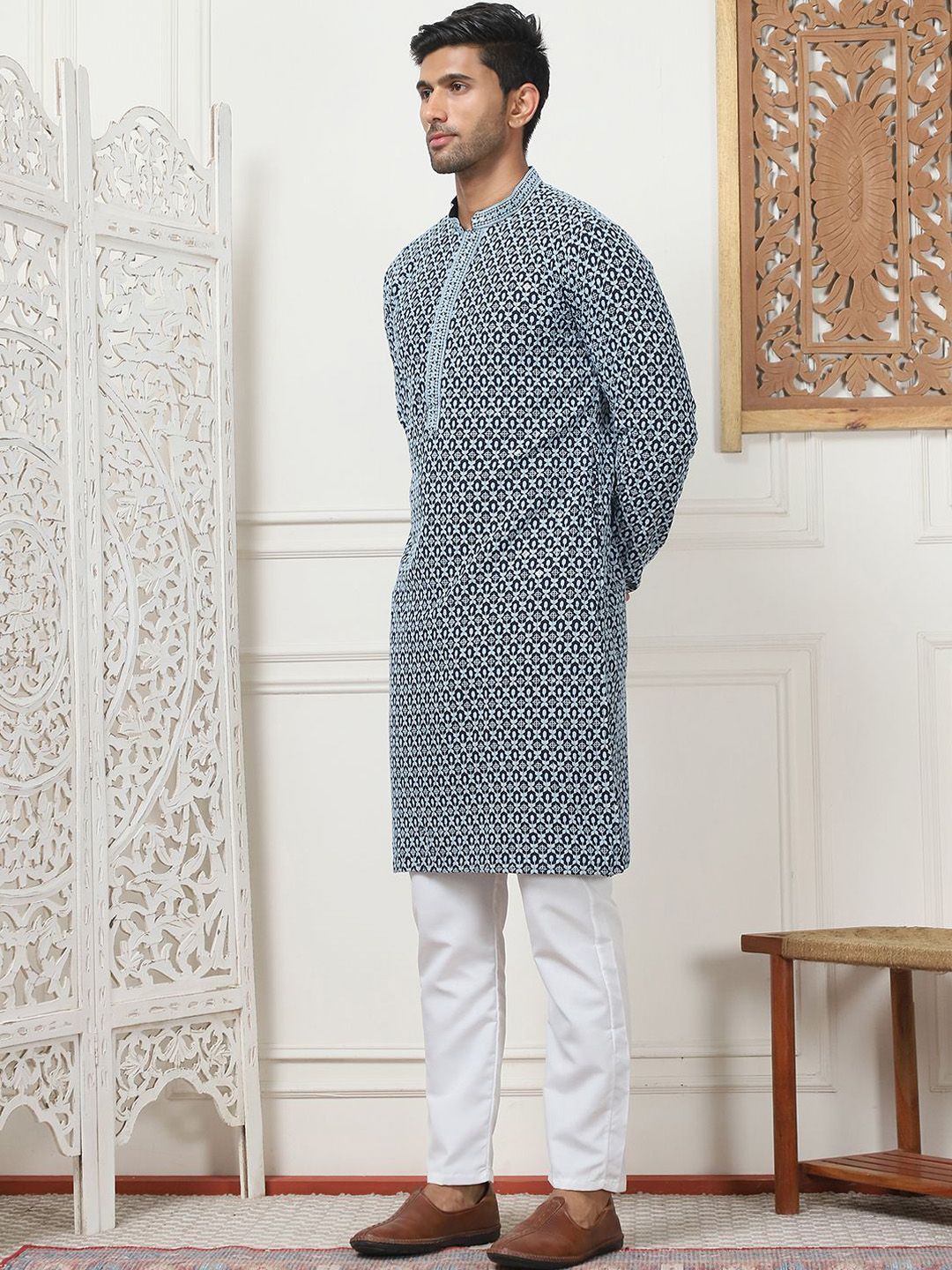 Anouk Geometric Embroidered Mandarin Collar Thread Work Straight Kurta With Pyjamas