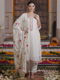Indo Era Women Floral Embroidered Regular Thread Work Kurta with Trousers & With Dupatta