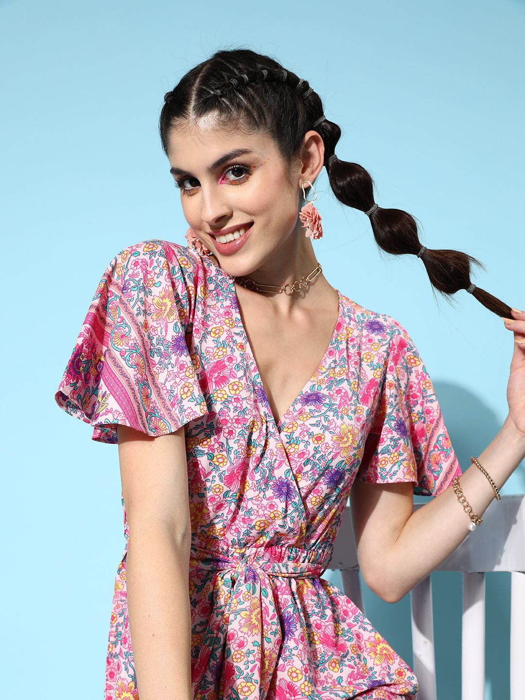 Berrylush Women Floral Printed V-Neck Playsuit