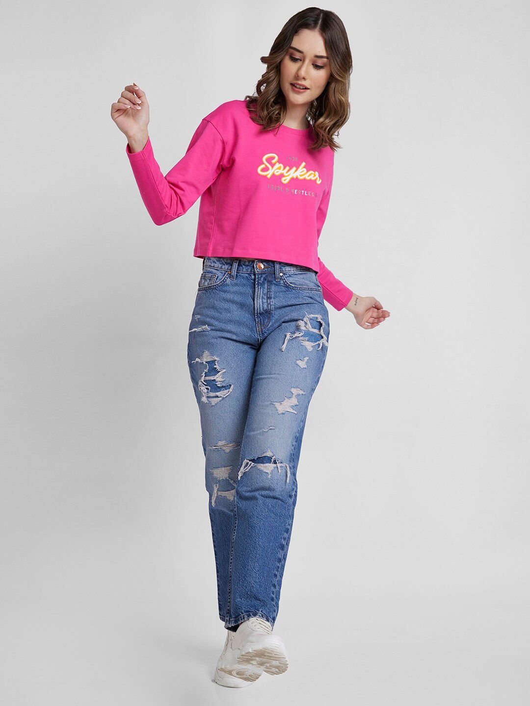 SPYKAR Boxy Fit Round Neck Typography Printed Crop Cotton Pullover Sweatshirt